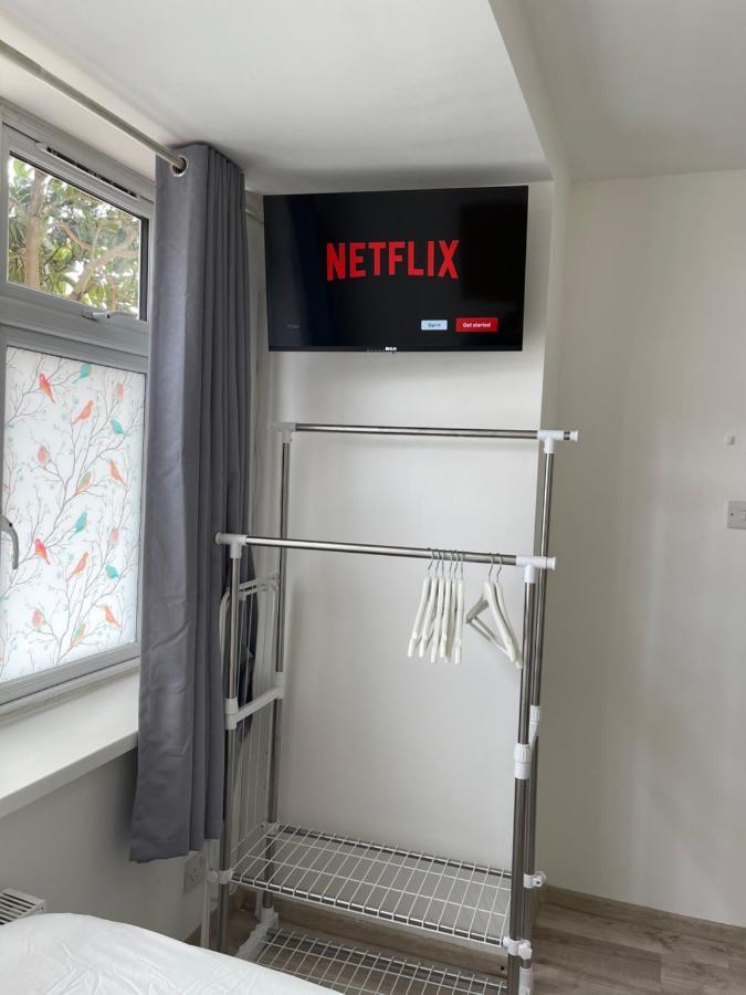 Studio Flat Fully Equipped Apartman Croydon Kültér fotó